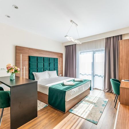 M City Aparthotel Arad Værelse billede